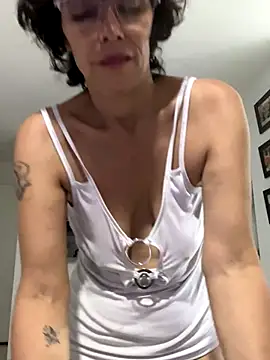 MireyaTorresGu online show from November 2025 01:49:02 AM