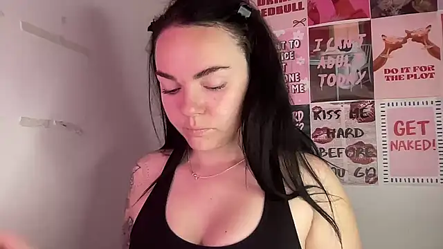 yorkshiregal online show from February 2026 06:53:02 AM