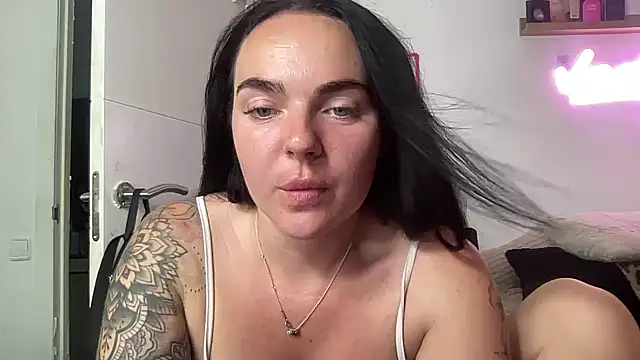 Snapshot of yorkshiregal chatting on July 2026 07:08:02 PM yorkshiregal online show from July 2026 07:08:02 PM