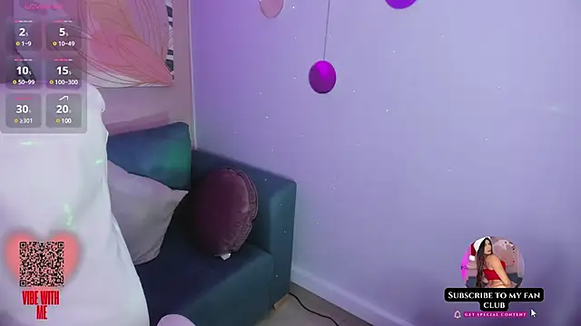 MiaDlucca online show from January 2025 08:38:02 PM