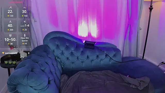 MiaDlucca online show from February 2025 07:22:01 AM