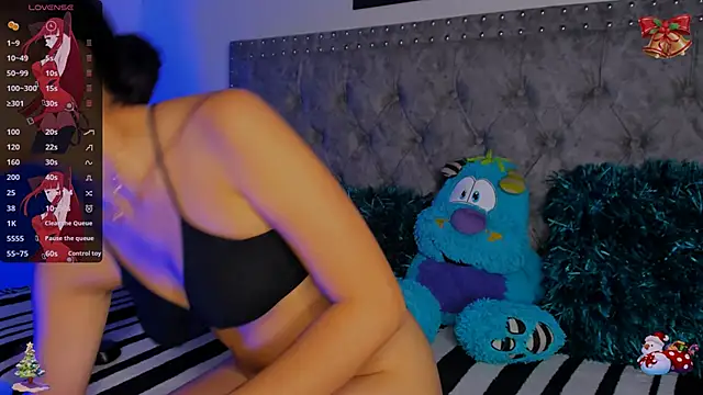 abigail smith18 online show from December 2024 04:47:01 PM