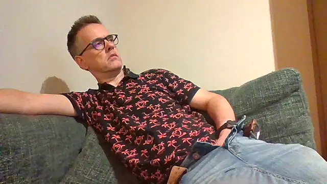 Hectorthyssen1 online show from September 2025 09:59:02 PM