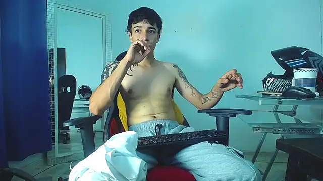 Zacktk7 online show from January 2025 11:05:02 PM