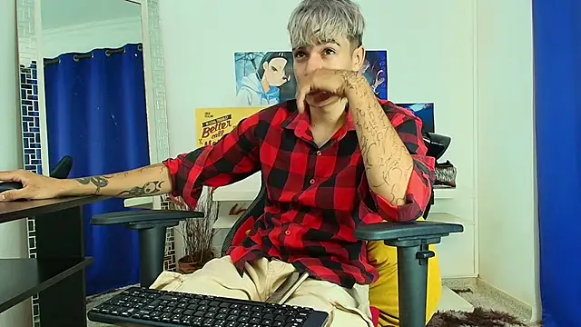 Zacktk7 online show from March 2025 07:49:01 PM