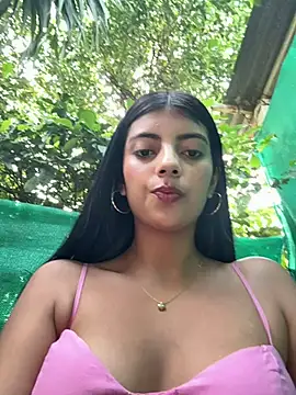 Baby Niels online show from February 2025 03:04:01 PM