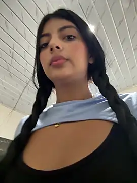 Baby Niels online show from March 2025 03:59:02 PM