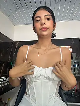 Baby Niels online show from December 2025 04:58:02 PM