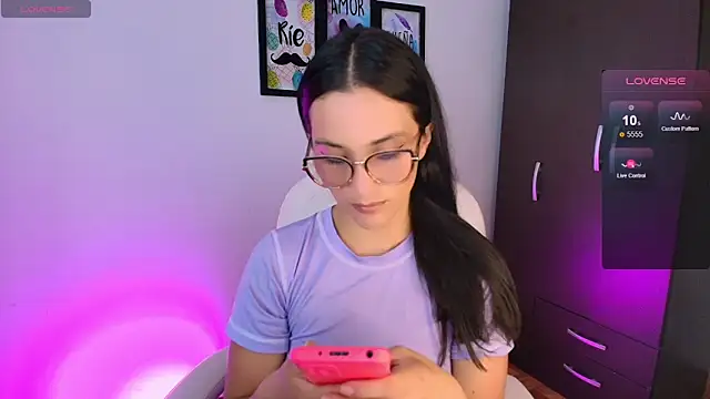 mariaan m  online show from November 2025 10:45:01 PM