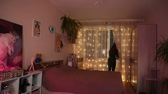 Staceymur online show from December 2024 08:48:01 PM