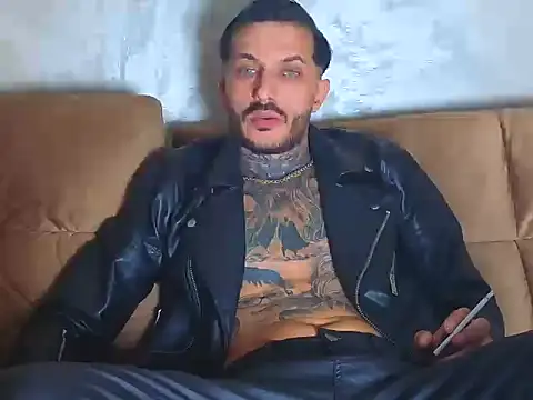 MentoXXL online show from November 2025 05:26:02 PM