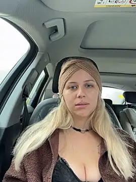 Snapshot of lunawolf21 chatting on October 2025 07:20:02 AM lunawolf21 online show from October 2025 07:20:02 AM