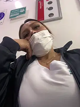 Keittly  online show from March 2025 06:29:01 PM