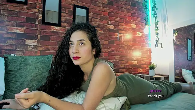 bella ponce1 online show from December 2024 07:36:01 PM