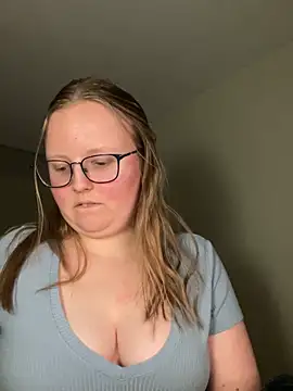lexie lilacs online show from January 2025 02:35:02 AM