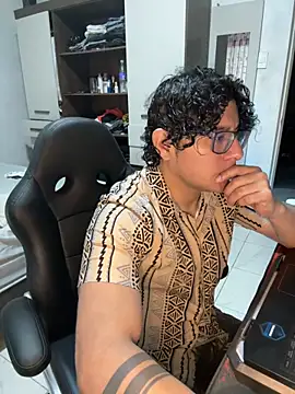 ikkipro online show from February 2026 11:48:01 PM