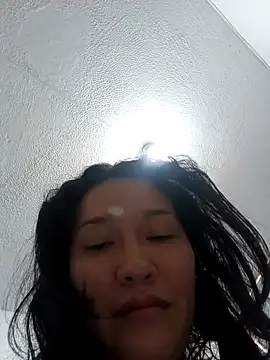 Snapshot of luxandracon23 chatting on October 2025 03:19:01 PM luxandracon23 online show from October 2025 03:19:01 PM