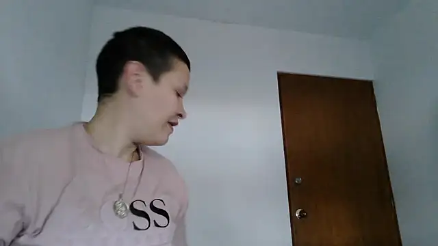 luxandracon23 online show from December 2025 07:43:01 PM