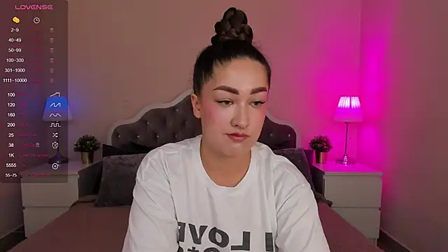 Aria Blisss online show from September 2025 11:49:02 PM