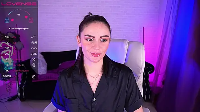 Snapshot of MilashaLovely chatting on December 2024 03:03:02 AM MilashaLovely online show from December 2024 03:03:02 AM