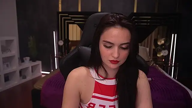 Snapshot of MilashaLovely chatting on February 2025 02:46:01 PM MilashaLovely online show from February 2025 02:46:01 PM