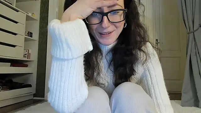 Baby Jewel online show from February 2025 11:17:01 AM