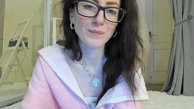 Baby Jewel online show from February 2025 11:11:01 AM