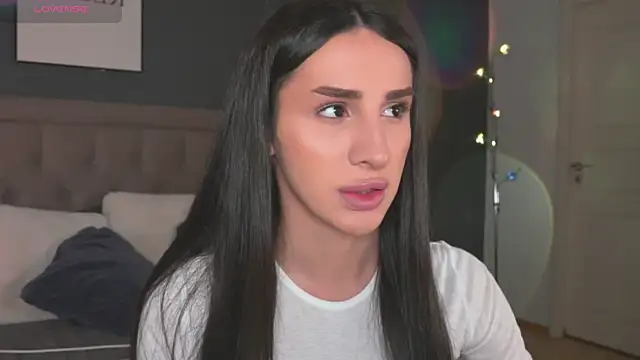 Kim Oberlin  online show from December 2025 11:04:02 AM