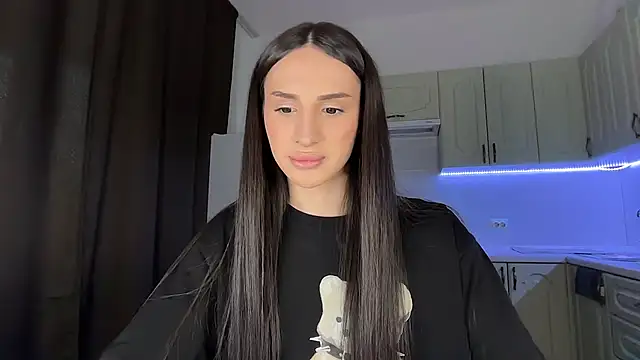 Kim Oberlin  online show from February 2026 01:12:02 PM