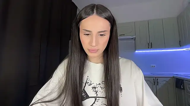 Kim Oberlin  online show from March 2026 04:22:02 PM