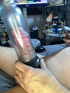 Gilgamesch1704 online show from October 2025 07:36:02 PM