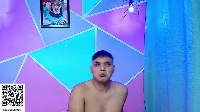 couple lovelyds online show from January 2026 08:33:01 PM