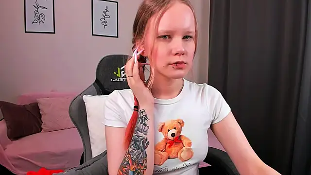 boostyboobs online show from February 2025 09:04:01 PM