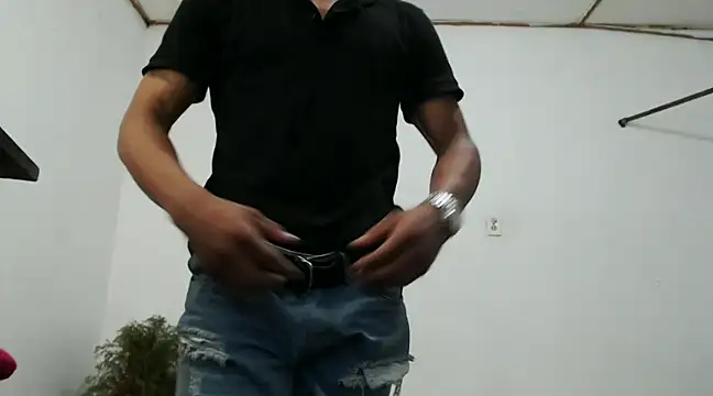 fernandez latinblackk online show from December 2024 02:04:01 AM