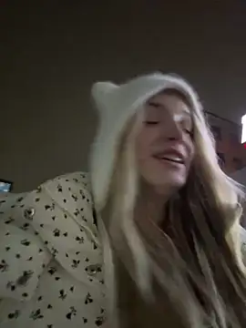 Sweet Evva online show from December 2024 09:35:01 PM