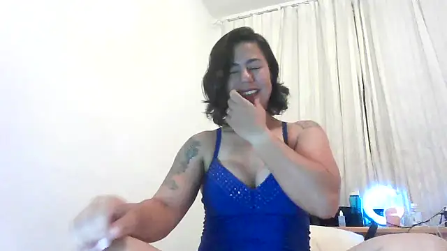 LauraBernardes22 online show from March 2025 03:28:02 AM