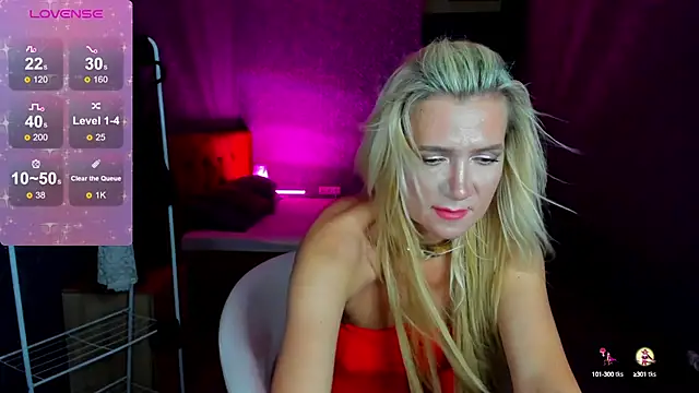 Luna  Lewis online show from December 2024 08:23:02 AM