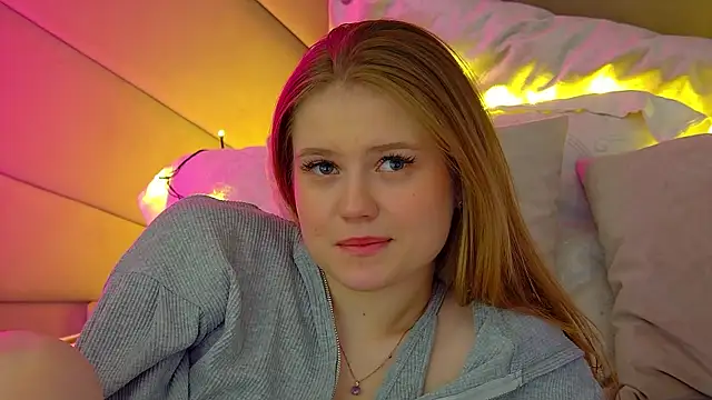 Snapshot of SelinSwarovski chatting on March 2025 11:14:01 PM SelinSwarovski online show from March 2025 11:14:01 PM