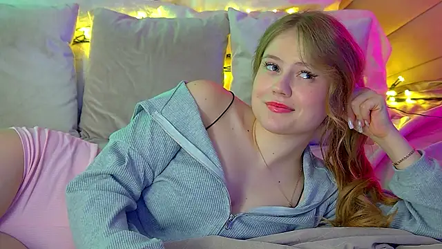 Snapshot of SelinSwarovski chatting on March 2025 02:12:02 AM SelinSwarovski online show from March 2025 02:12:02 AM