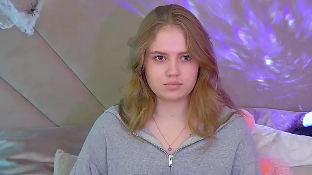 Snapshot of SelinSwarovski chatting on November 2025 04:22:02 AM SelinSwarovski online show from November 2025 04:22:02 AM