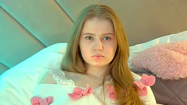 SelinSwarovski online show from March 2026 03:43:01 AM