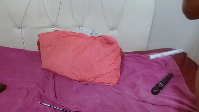 AuntyBigMadam87 online show from September 2025 11:37:01 PM