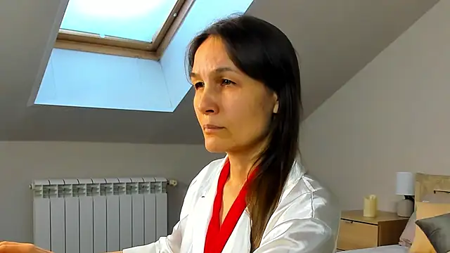 Lillian White online show from February 2025 07:09:02 AM