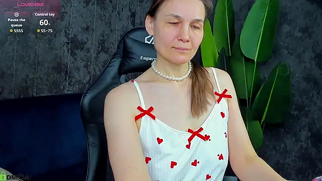 Lillian White online show from February 2026 01:10:02 AM