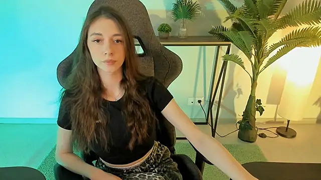 AveAngela online show from December 2024 03:22:01 PM