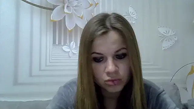 Snapshot of TinaFun4u chatting on February 2025 08:11:01 PM TinaFun4u online show from February 2025 08:11:01 PM