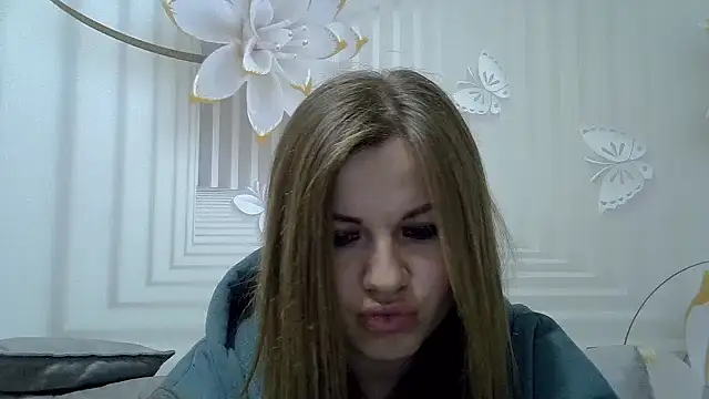 Snapshot of TinaFun4u chatting on March 2025 12:10:01 AM TinaFun4u online show from March 2025 12:10:01 AM