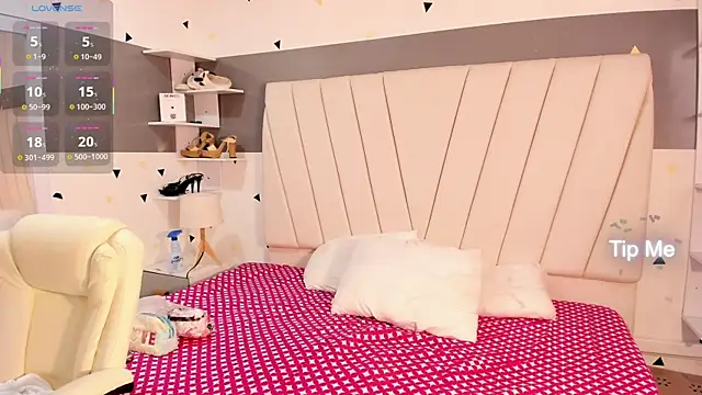 MorganitaX online show from February 2025 12:06:02 PM