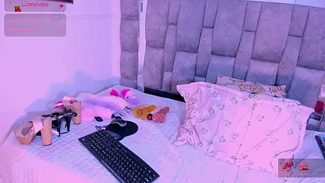 MorganitaX online show from February 2025 08:20:02 PM