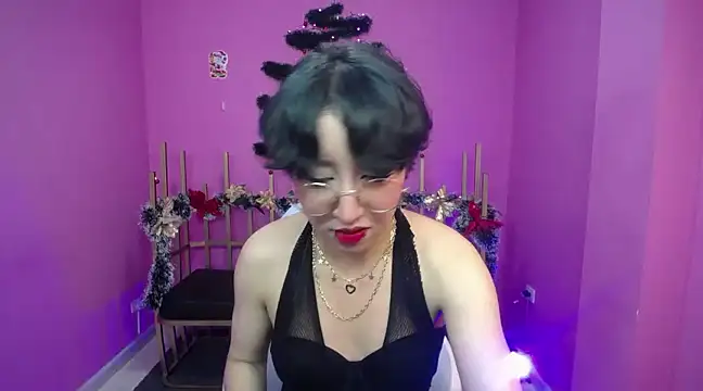 Xayah 77 online show from December 2024 01:11:02 PM